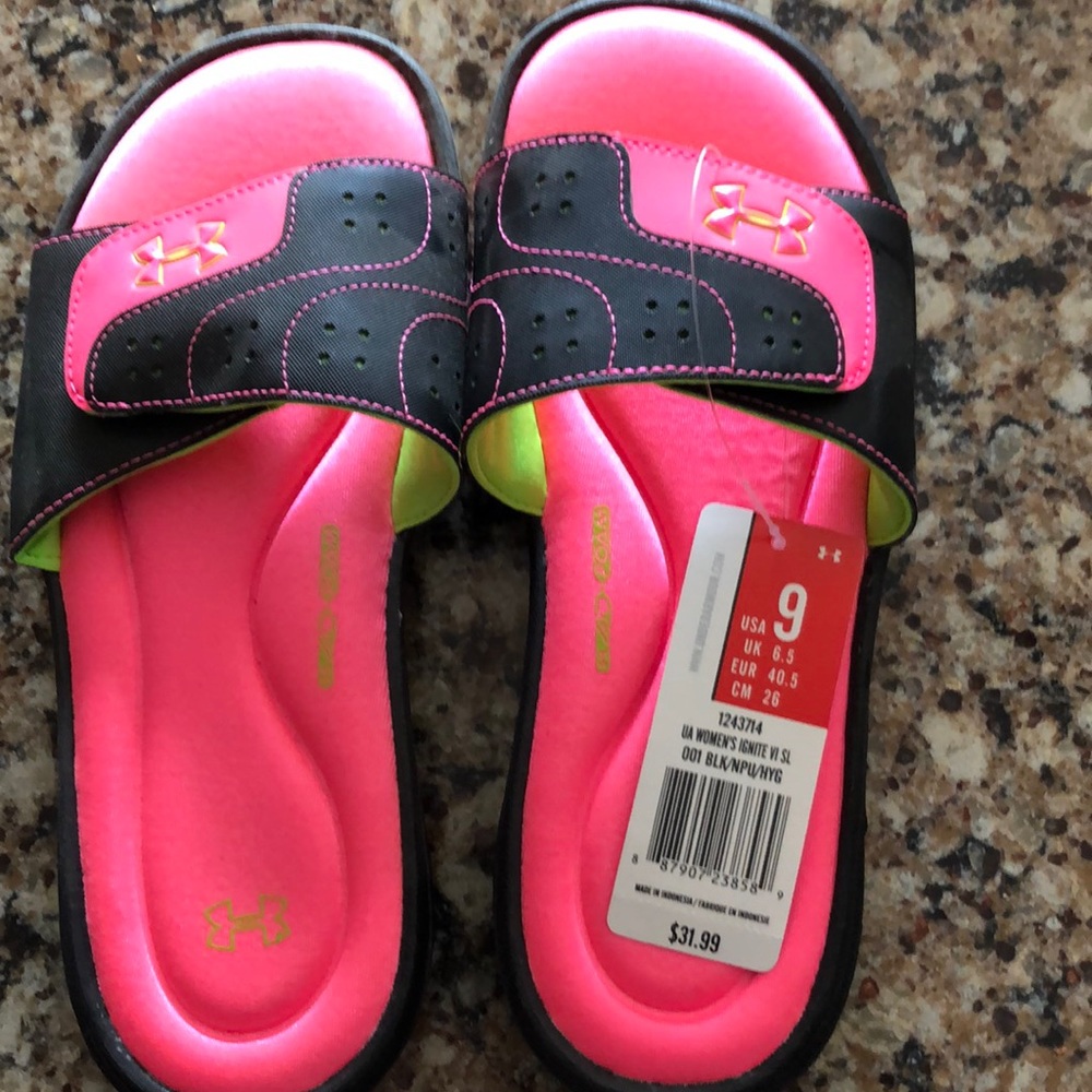 Under armor New Slides size 9